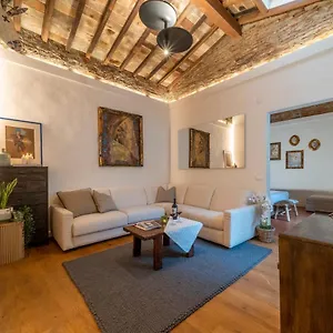 https://urban-retreat.it-tuscanyhotel.com